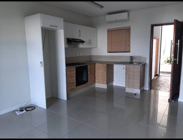 2 BEDROOM APARTMENT FOR SALE IN UMHLANGA RIDGE